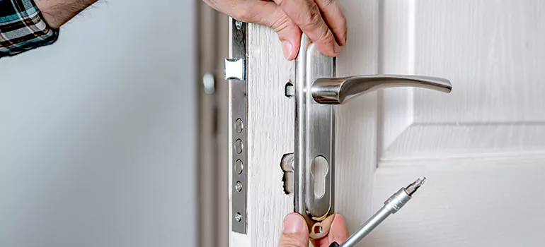 Front Door Knob Repair in Northdale, FL
