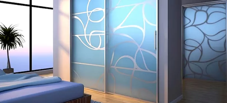 Frosting Glass Cabinet Doors in Northdale, FL